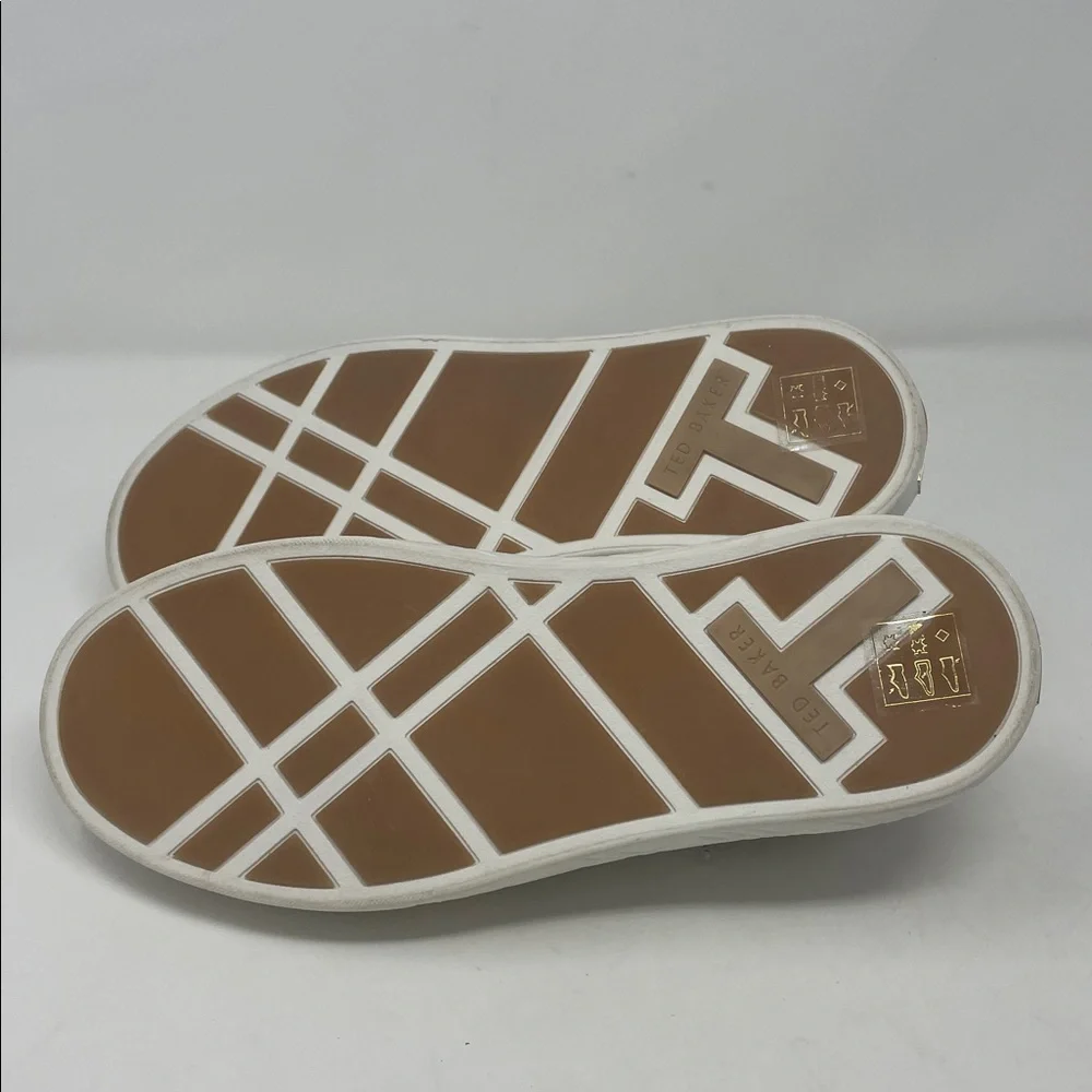 Ted Baker White Tan Addison Lace Sneaker Tennis Shoes Size 6 Like New Condition
